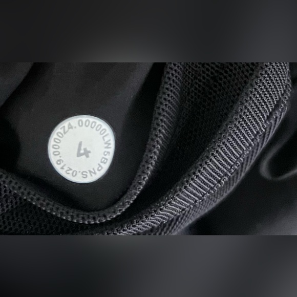 lululemon athletica Black Straight Leg Pants - Picture 4 of 4